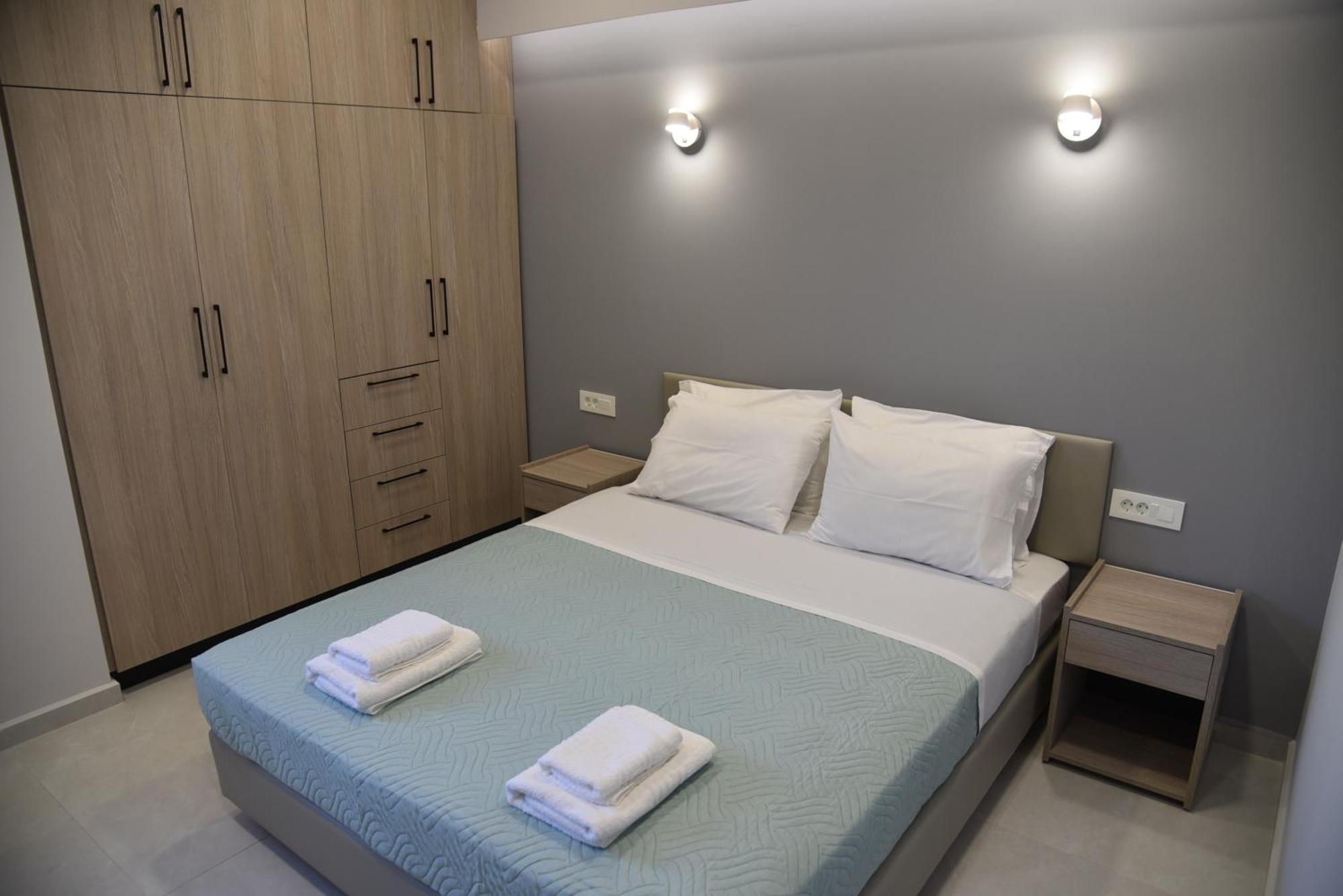 Pirgos Deluxe Apartment - Private Parking Kissamos Exterior photo